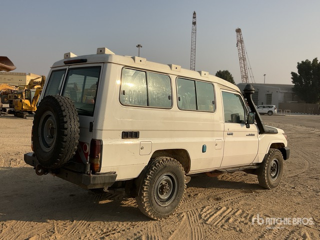 2018 Toyota Land Cruiser 78R 4x4 SUV - SUV: picture 2 2018 Toyota Land Cruiser 78R 4x4 SUV - SUV: picture 2