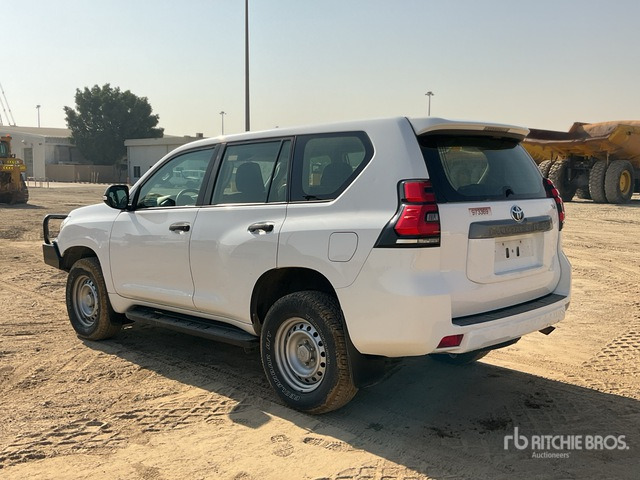 2018 Toyota Prado TX 150L 4x4 SUV - SUV: picture 2 2018 Toyota Prado TX 150L 4x4 SUV - SUV: picture 2