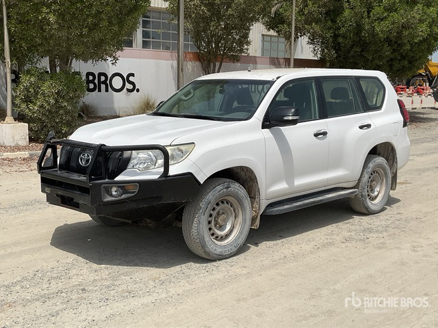 2018 Toyota Prado TX 150L 4x4 SUV - SUV: picture 2 2018 Toyota Prado TX 150L 4x4 SUV - SUV: picture 2