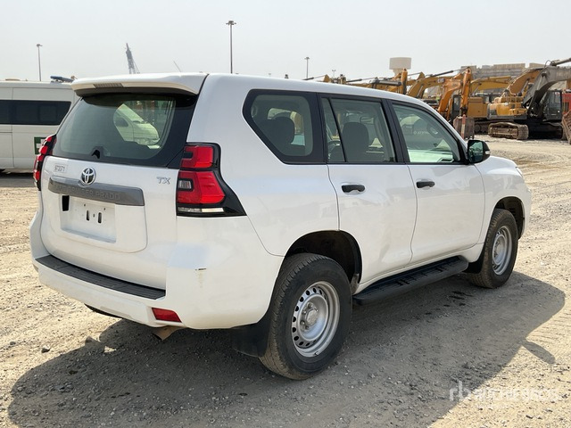 2018 Toyota Prado TX 150L 4x4 SUV - SUV: picture 3 2018 Toyota Prado TX 150L 4x4 SUV - SUV: picture 3