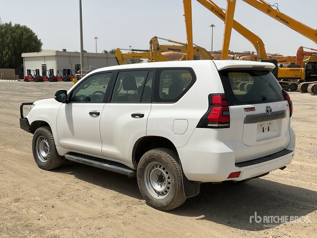 2018 Toyota Prado TX 150L 4x4 SUV - SUV: picture 4 2018 Toyota Prado TX 150L 4x4 SUV - SUV: picture 4