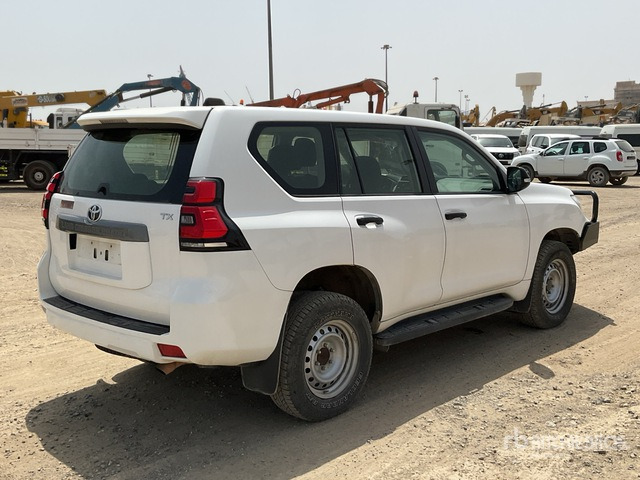 2018 Toyota Prado TX 150L 4x4 SUV - SUV: picture 3 2018 Toyota Prado TX 150L 4x4 SUV - SUV: picture 3