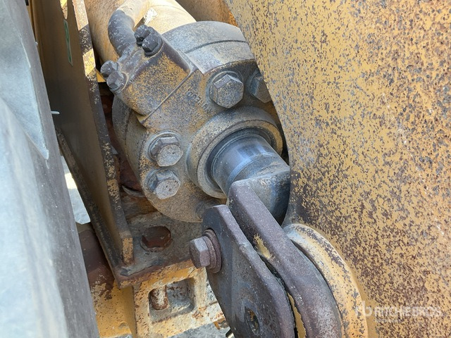 2019 Cat 966H - Wheel loader: picture 5 2019 Cat 966H - Wheel loader: picture 5