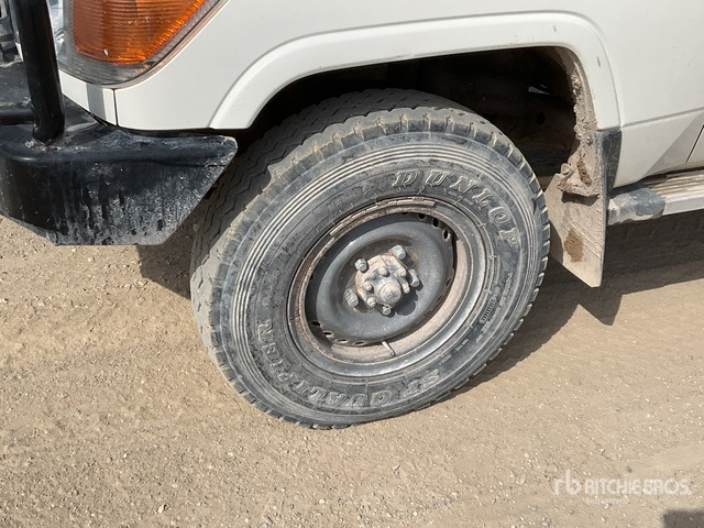 2019 Toyota Land Cruiser 76L 4x4 SUV - SUV: picture 5 2019 Toyota Land Cruiser 76L 4x4 SUV - SUV: picture 5