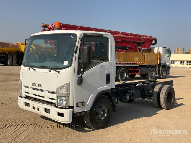 2020 Isuzu Reward NP 4x2 Cab and Chassis - Cab chassis truck: picture 2 2020 Isuzu Reward NP 4x2 Cab and Chassis - Cab chassis truck: picture 2