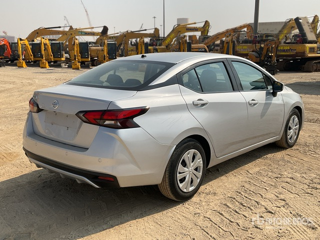 2020 Nissan Versa Automobile - Car: picture 3 2020 Nissan Versa Automobile - Car: picture 3