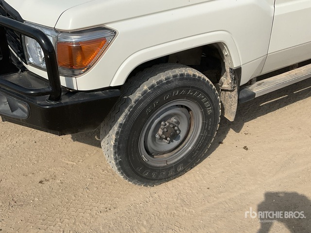 2021 Toyota Land Cruiser 76L 4x4 SUV - SUV: picture 5 2021 Toyota Land Cruiser 76L 4x4 SUV - SUV: picture 5