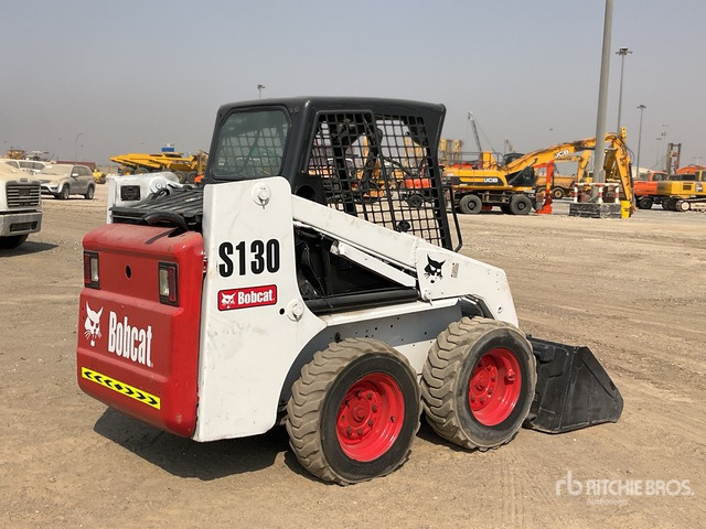 Bobcat S130 - Skid steer loader: picture 4 Bobcat S130 - Skid steer loader: picture 4