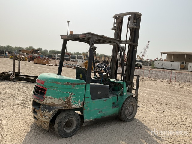 DALIAN CPCD40A - Diesel forklift: picture 3 DALIAN CPCD40A - Diesel forklift: picture 3