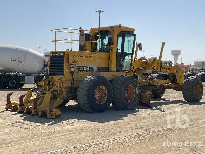 KOMATSU GD825A-2 - Grader: picture 3 KOMATSU GD825A-2 - Grader: picture 3