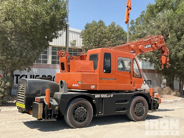 Kato KR10H Rough Terrain Crane - Rough terrain crane: picture 3 Kato KR10H Rough Terrain Crane - Rough terrain crane: picture 3