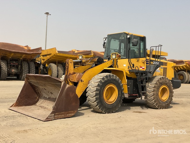 Komatsu WA380Z-6 - Wheel loader: picture 2 Komatsu WA380Z-6 - Wheel loader: picture 2