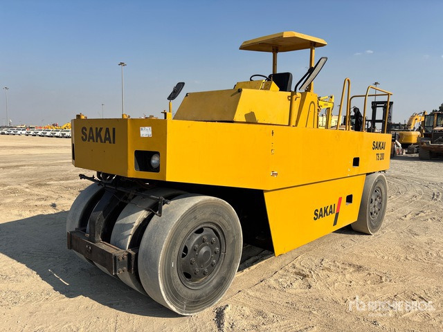 Sakai TS200 Pneumatic Roller - Pneumatic roller: picture 1 Sakai TS200 Pneumatic Roller - Pneumatic roller: picture 1