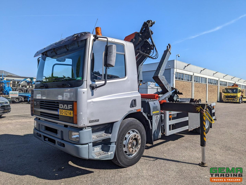 DAF 75.240 4x2 Dagcab Euro1 - Haakarm 14T + Palfinger PK11000 - Afstandsbediening - Hook lift truck, Crane truck: picture 1 DAF 75.240 4x2 Dagcab Euro1 - Haakarm 14T + Palfinger PK11000 - Afstandsbediening - Hook lift truck, Crane truck: picture 1