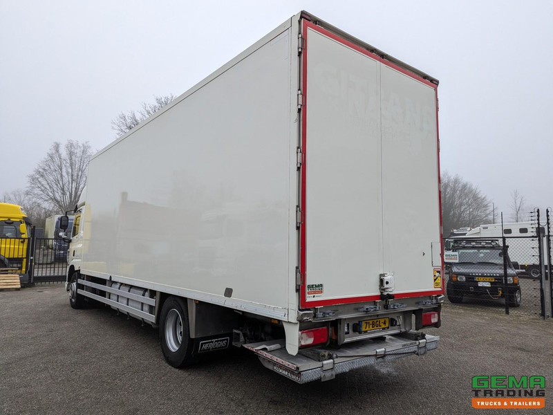 DAF CF 370 FA 4x2 Spacecab Euro6 - GeslotenBak 8.2M + Laadklep 2000kg - HardHouten vloer - 10/2025APK - Box truck: picture 4 DAF CF 370 FA 4x2 Spacecab Euro6 - GeslotenBak 8.2M + Laadklep 2000kg - HardHouten vloer - 10/2025APK - Box truck: picture 4