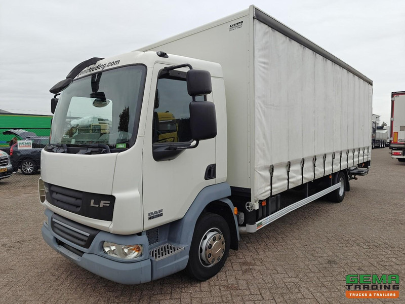 DAF FA LF45.140 4x2 Dagcab Euro4 - 12T - Schuifzeilen/Geslotenbak 6.9m + Laadklep 1500kg - 66.000km Origineel! - Handgeschakeld - Curtainsider truck: picture 1 DAF FA LF45.140 4x2 Dagcab Euro4 - 12T - Schuifzeilen/Geslotenbak 6.9m + Laadklep 1500kg - 66.000km Origineel! - Handgeschakeld - Curtainsider truck: picture 1