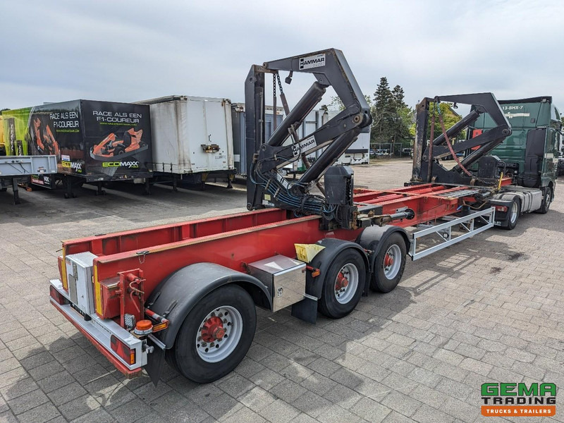 Container transporter/ Swap body semi-trailer HAMMAR 160 HE 3-Assen - SideLoader - 33T - ContainerStacking - Afstandbediening: picture 5 Container transporter/ Swap body semi-trailer HAMMAR 160 HE 3-Assen - SideLoader - 33T - ContainerStacking - Afstandbediening: picture 5