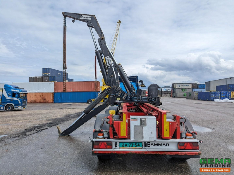 Container transporter/ Swap body semi-trailer HAMMAR 160 HE 3-Assen - SideLoader - 33T - ContainerStacking - Afstandbediening: picture 8 Container transporter/ Swap body semi-trailer HAMMAR 160 HE 3-Assen - SideLoader - 33T - ContainerStacking - Afstandbediening: picture 8