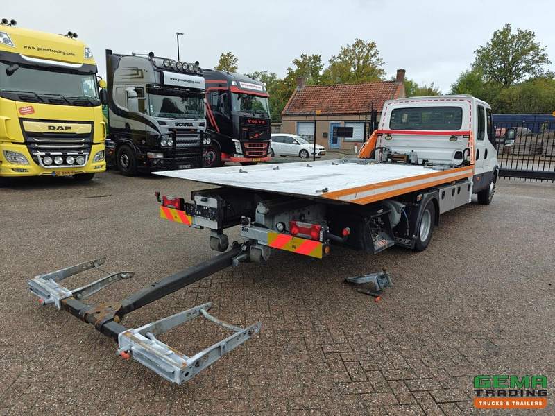 Iveco 70C18 4x2 DubbelCabine Euro6 - Jige Simplex 3T5 + Bril 1095KG - Lier 3.5T - Tow truck: picture 2 Iveco 70C18 4x2 DubbelCabine Euro6 - Jige Simplex 3T5 + Bril 1095KG - Lier 3.5T - Tow truck: picture 2