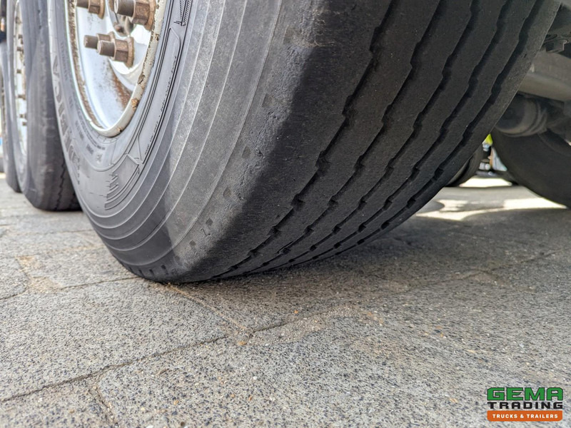 Curtainsider semi-trailer Krone SD 3-Assen BPW - Schijfremmen - Schuifzeilen/dak - Gereedschapskisten - SpeedCurtains: picture 18 Curtainsider semi-trailer Krone SD 3-Assen BPW - Schijfremmen - Schuifzeilen/dak - Gereedschapskisten - SpeedCurtains: picture 18