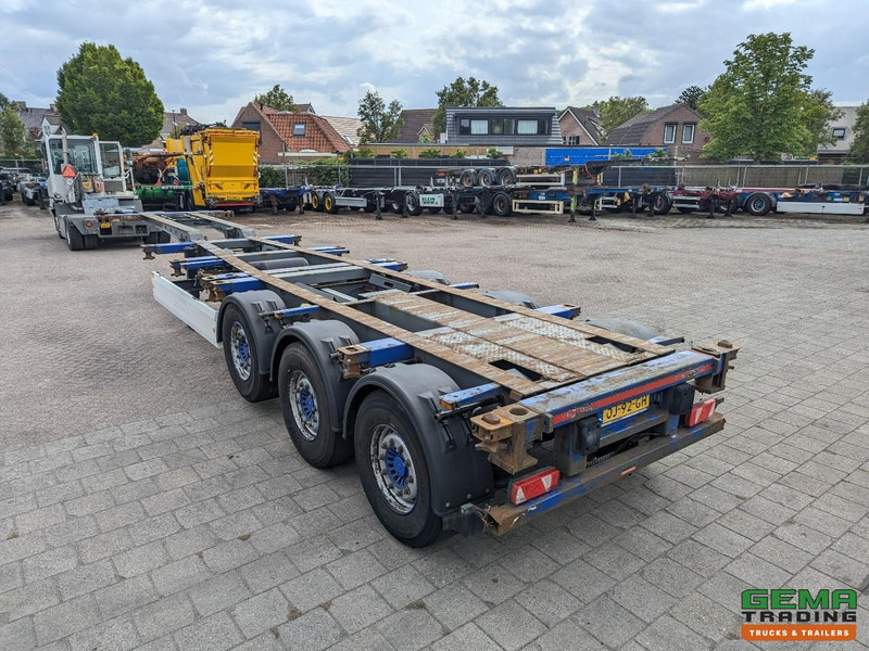 Krone SDC 27 3-Assen SAF - Lift as - Schijfremmen - Achterschuiver - 20 2x20FT/30/40FT - Container transporter/ Swap body semi-trailer: picture 3 Krone SDC 27 3-Assen SAF - Lift as - Schijfremmen - Achterschuiver - 20 2x20FT/30/40FT - Container transporter/ Swap body semi-trailer: picture 3