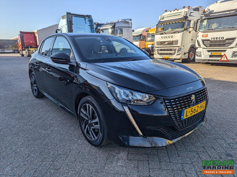 Peugeot 208 1.2 PureTech Active Pack - 67000km - Handgeschakeld - Navi - LMV - Carplay - 05/2026APK - Hatchback: picture 2 Peugeot 208 1.2 PureTech Active Pack - 67000km - Handgeschakeld - Navi - LMV - Carplay - 05/2026APK - Hatchback: picture 2