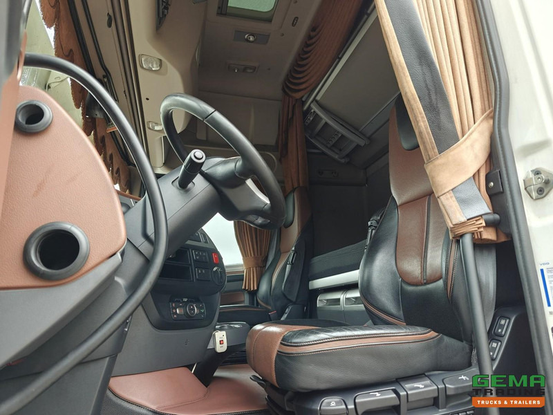 DAF XF 480 FTG 6x2/4 Superspacecab Euro6C - Dubbele Tanks - Lift/StuurAs - Navi - SMARTTacho V2 - Tractor unit: picture 5 DAF XF 480 FTG 6x2/4 Superspacecab Euro6C - Dubbele Tanks - Lift/StuurAs - Navi - SMARTTacho V2 - Tractor unit: picture 5