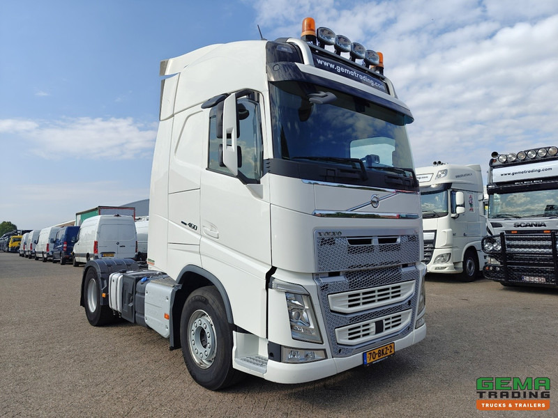 Volvo FH460 4x2 Globetrotter Euro6C - Hydrauliek - WeegSysteem - Navi - SMARTtachoV2 - Tractor unit: picture 2 Volvo FH460 4x2 Globetrotter Euro6C - Hydrauliek - WeegSysteem - Navi - SMARTtachoV2 - Tractor unit: picture 2