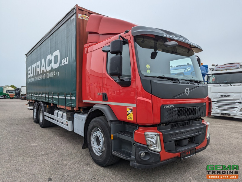 Volvo FE 320 6x2 Slaapcab Euro6 - BDF / SchuifzeilenBak 7.6M + Laadklep 1500KG - Rongpotten/Rongen - Curtainsider truck: picture 4 Volvo FE 320 6x2 Slaapcab Euro6 - BDF / SchuifzeilenBak 7.6M + Laadklep 1500KG - Rongpotten/Rongen - Curtainsider truck: picture 4