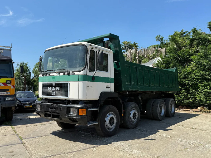Tipper MAN 35.372 8X4 Tipper Spring/Spring ZF Manual Gear EURO2: picture 18