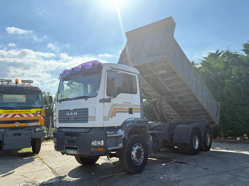 MAN TGA 26.360 6X4 Tipper Spring/Spring ZF Manual gear EURO3 - Tipper: picture 2 MAN TGA 26.360 6X4 Tipper Spring/Spring ZF Manual gear EURO3 - Tipper: picture 2