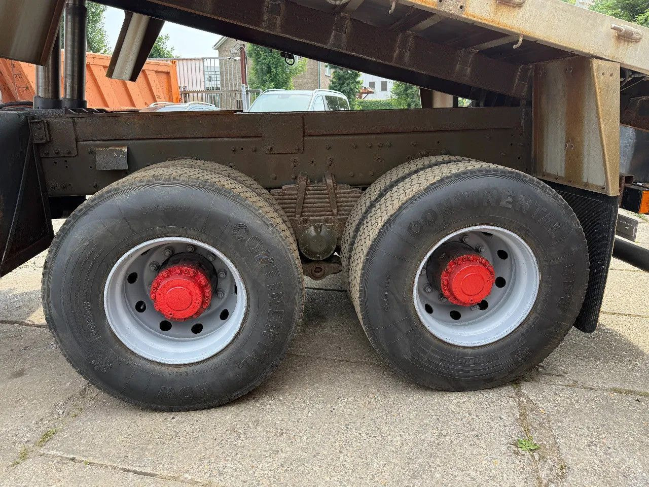 Renault Kerax 400 6X6 Tipper Spring/spring ZF Man Gear E - Tipper: picture 5 Renault Kerax 400 6X6 Tipper Spring/spring ZF Man Gear E - Tipper: picture 5