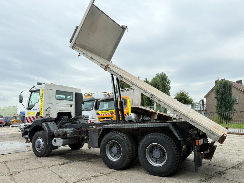Renault Kerax 400 6X6 Tipper Spring/spring ZF Man Gear EURO 2 - Tipper: picture 3 Renault Kerax 400 6X6 Tipper Spring/spring ZF Man Gear EURO 2 - Tipper: picture 3