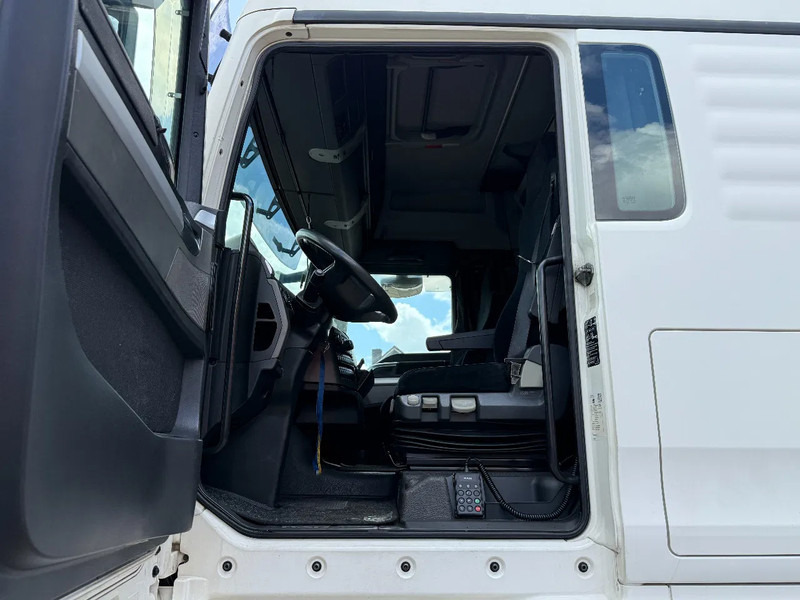 Tractor unit MAN TGX 18.480 4X2 Tractor-unit Spring/Air Retarder Euro5 2 Tank: picture 14