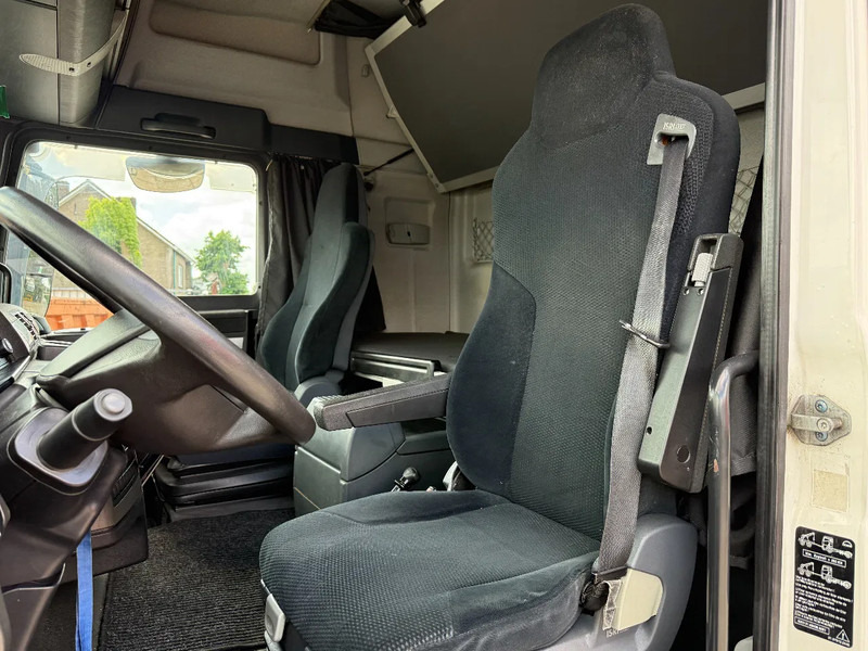 Tractor unit MAN TGX 18.480 4X2 Tractor-unit Spring/Air Retarder Euro5 2 Tank: picture 15