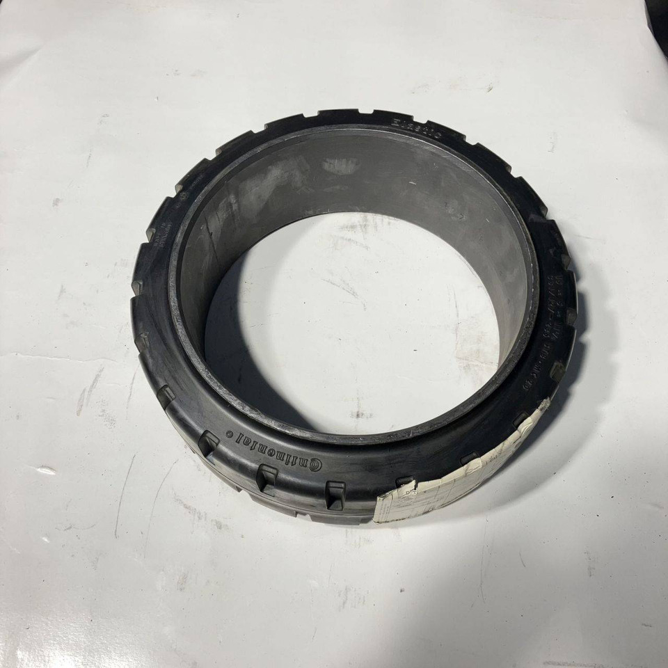 2x continental 15x5x11 1/4 tyres - Tire for Material handling equipment: picture 1 2x continental 15x5x11 1/4 tyres - Tire for Material handling equipment: picture 1