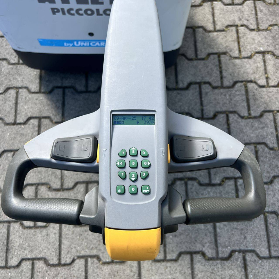 Atlet PLL180 - Pallet truck: picture 5 Atlet PLL180 - Pallet truck: picture 5
