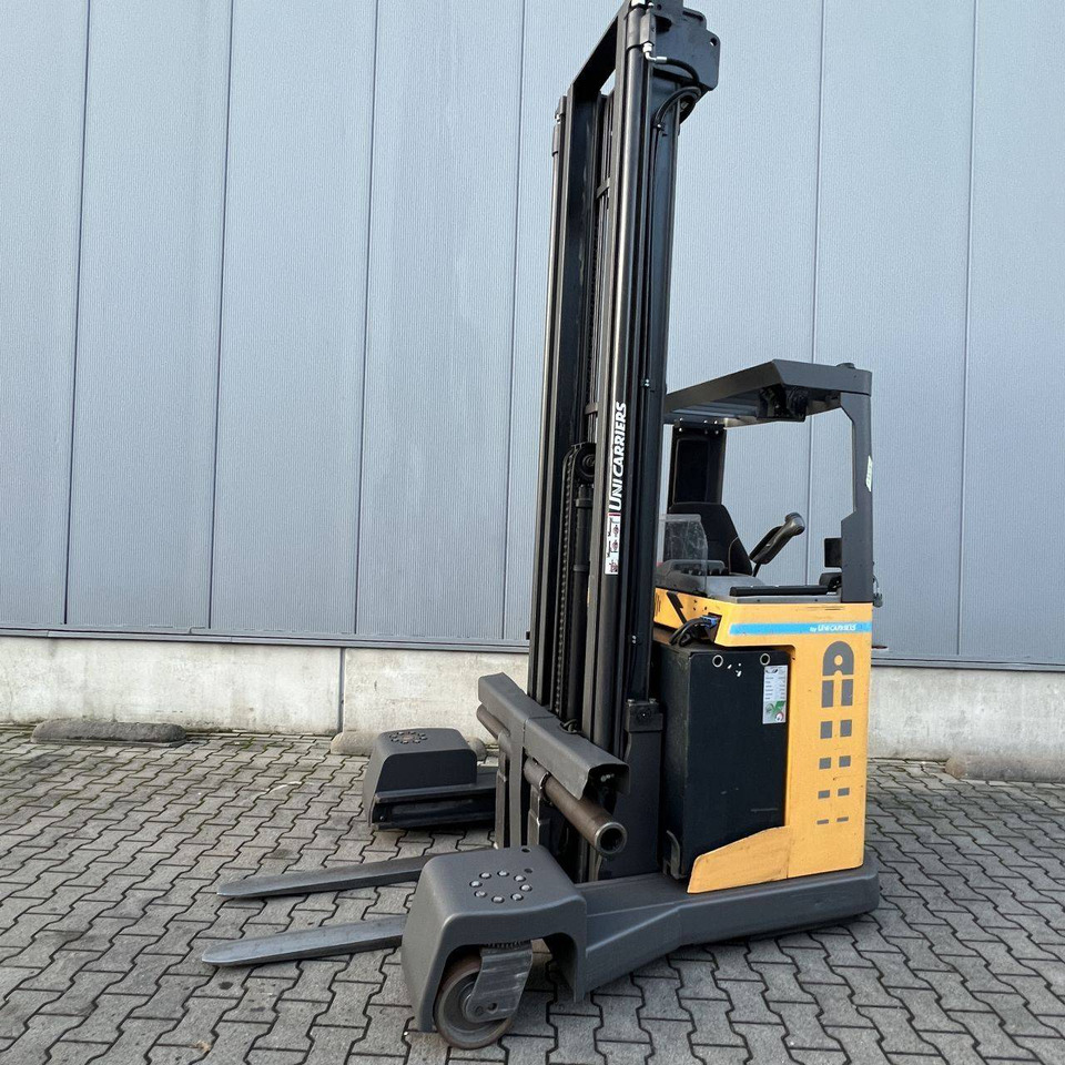Atlet UFS200DTFVRF850 - 4-way reach truck: picture 4 Atlet UFS200DTFVRF850 - 4-way reach truck: picture 4