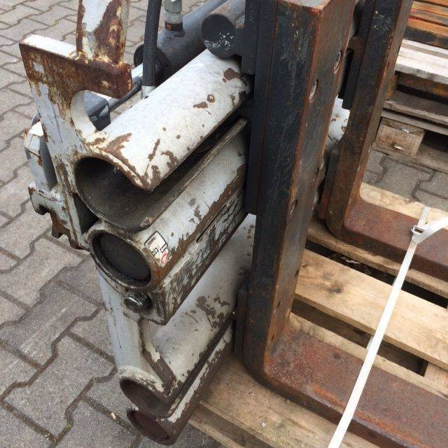 Dürwen UZV25C Fork positioner - Attachment: picture 3 Dürwen UZV25C Fork positioner - Attachment: picture 3