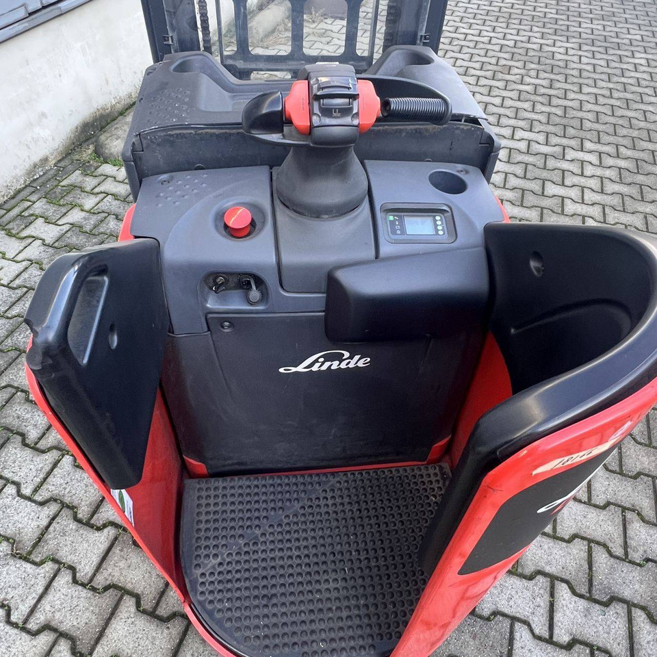 Linde D14SP (133) - Stacker: picture 2 Linde D14SP (133) - Stacker: picture 2