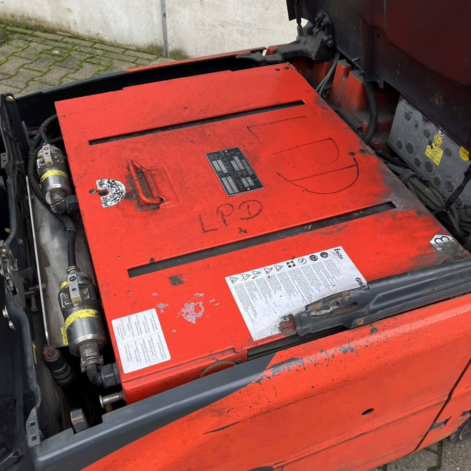 Electric forklift Linde E20PL (386-02) EVO EX: picture 11