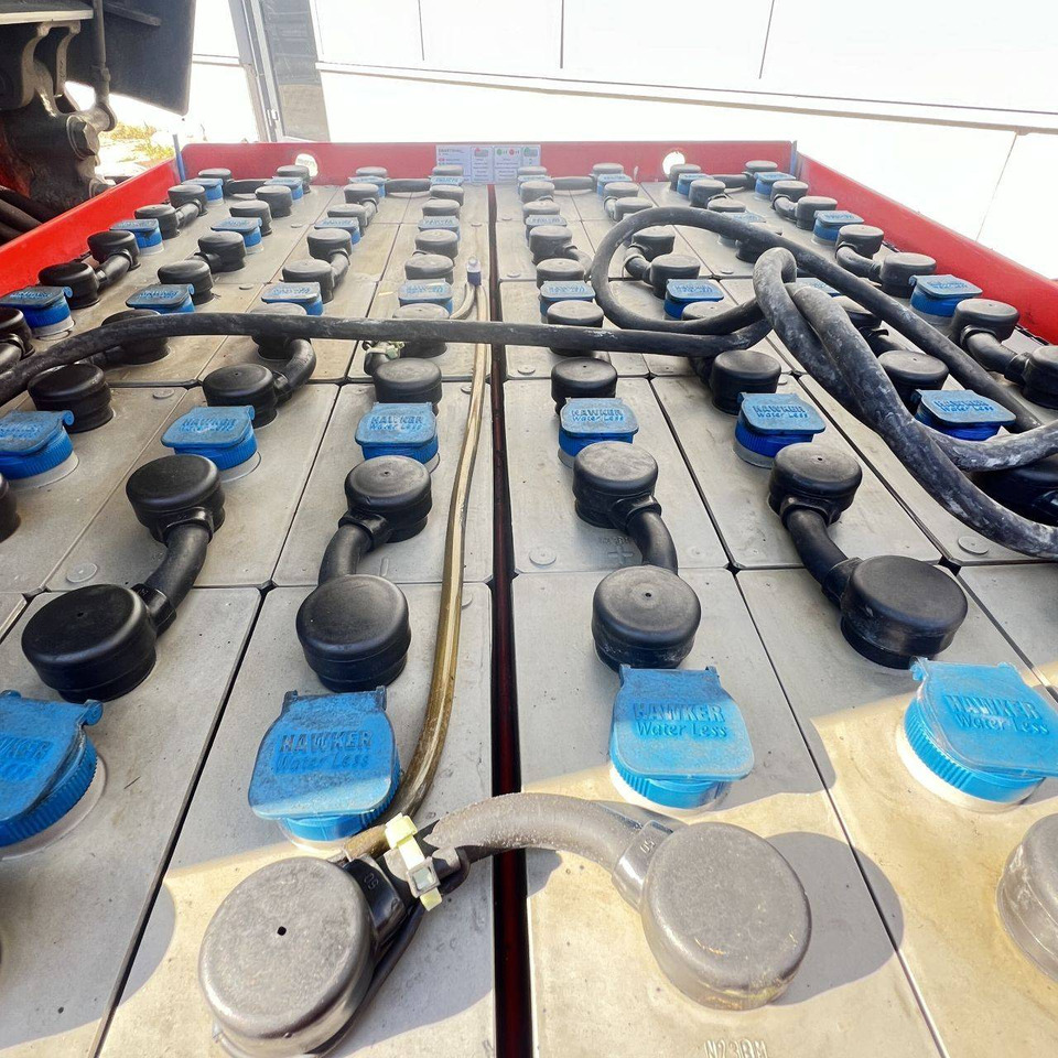 Electric forklift Linde E25L (387): picture 11