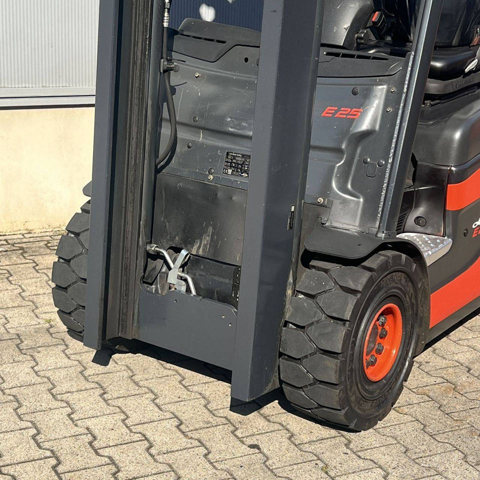 Electric forklift Linde E25L (387): picture 19
