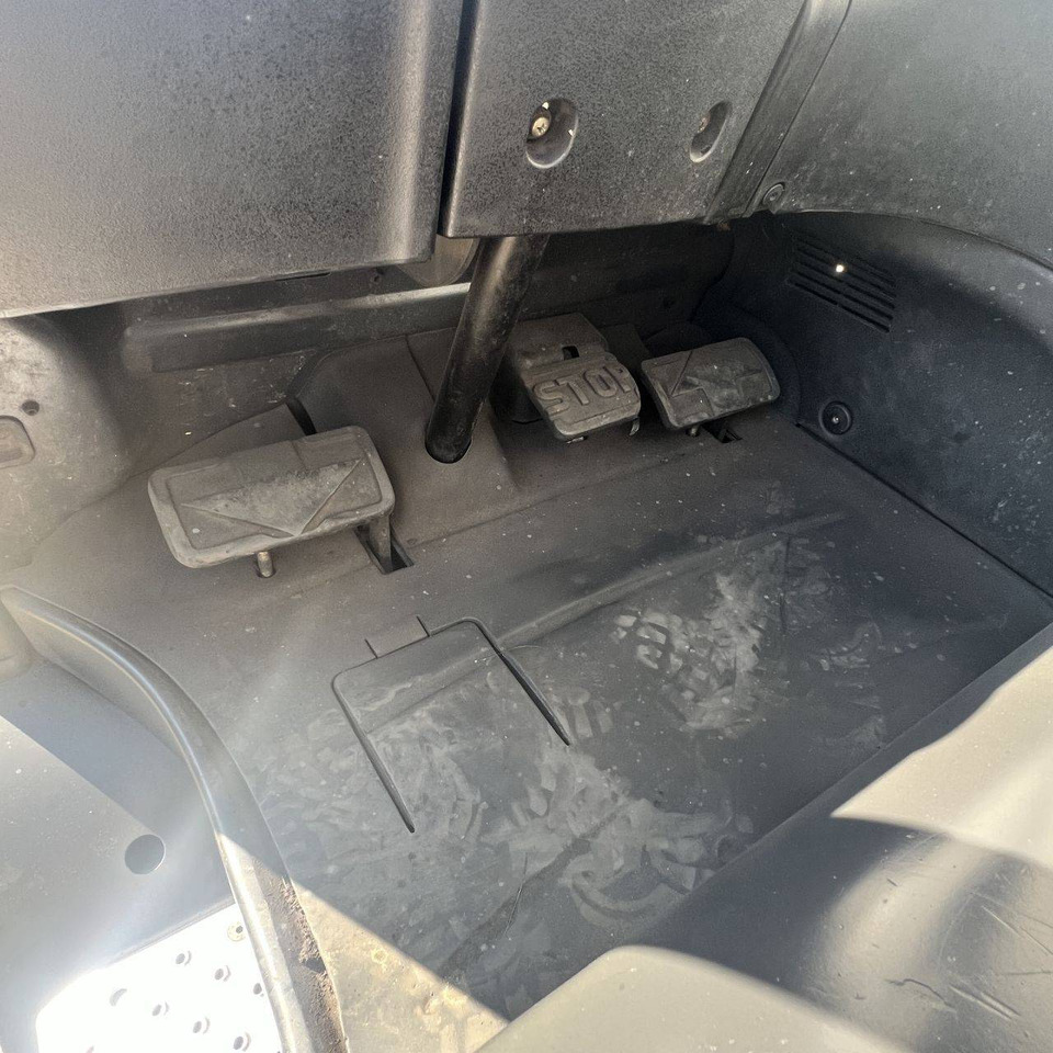 Electric forklift Linde E25L (387): picture 8