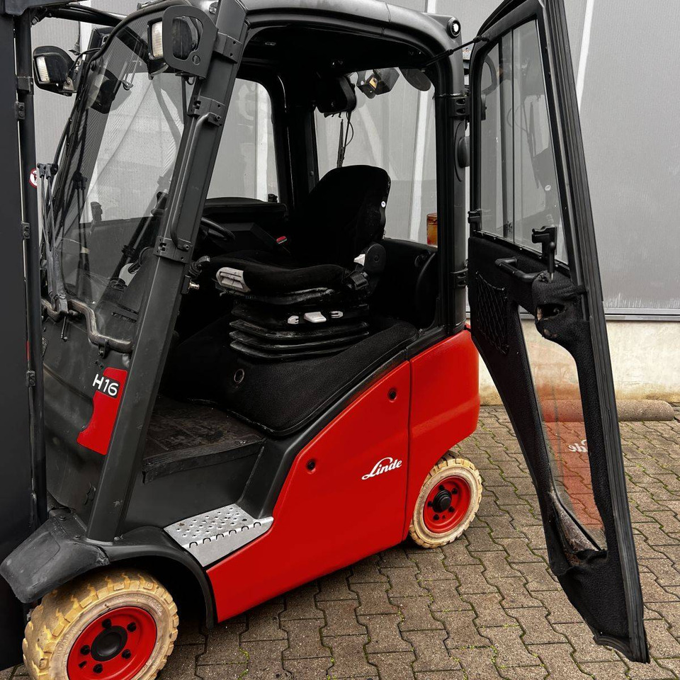 Linde H16D (391) - Diesel forklift: picture 3 Linde H16D (391) - Diesel forklift: picture 3