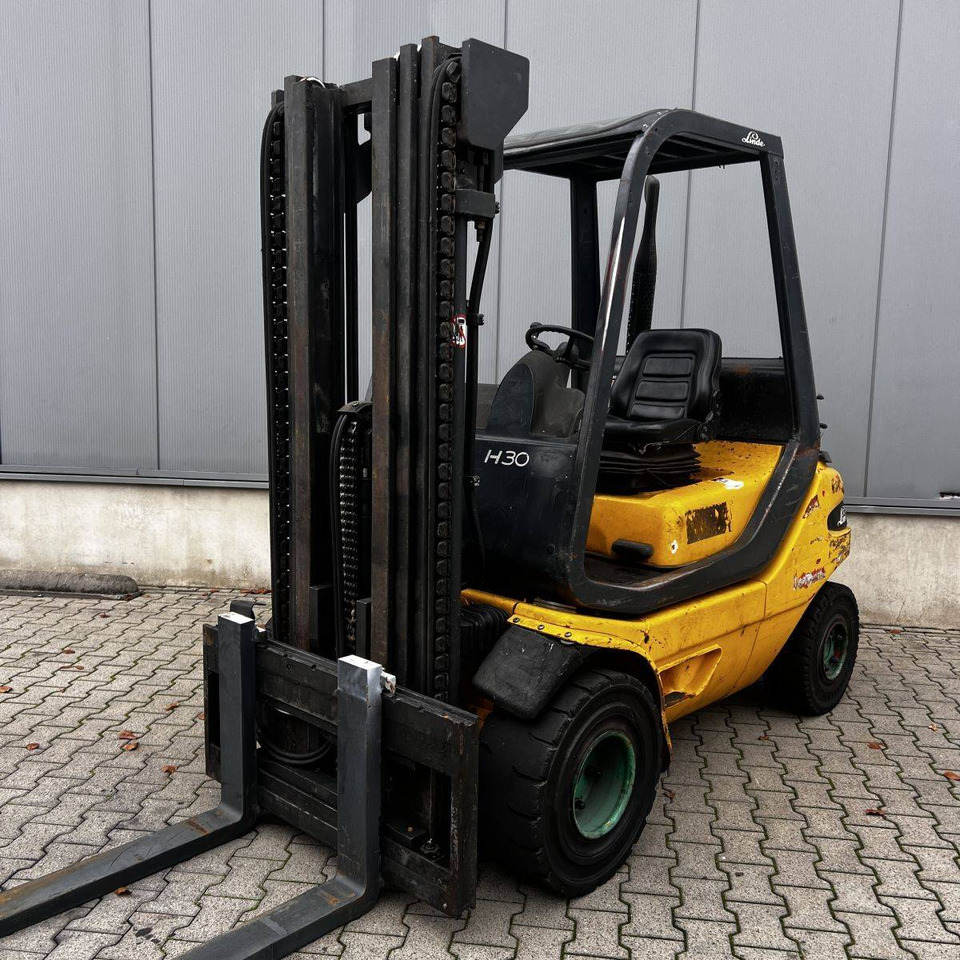 Linde H30T (351) - LPG forklift: picture 1 Linde H30T (351) - LPG forklift: picture 1
