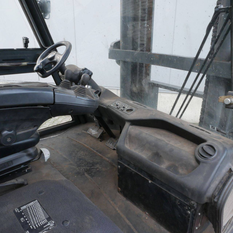 Linde H80D/900 (396-02) - Diesel forklift: picture 4 Linde H80D/900 (396-02) - Diesel forklift: picture 4