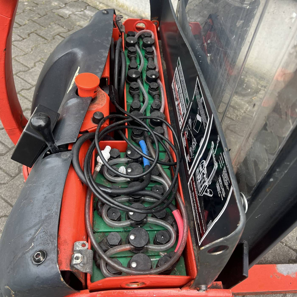 Stacker Linde L10 (379): picture 9