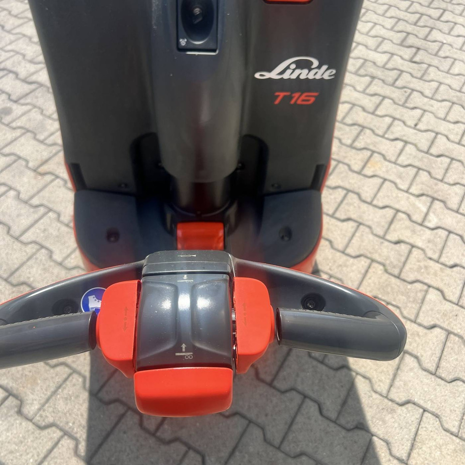 Pallet truck Linde T16 (1152): picture 7