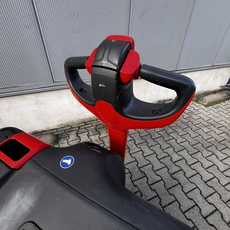 Linde T16 (1152) - Pallet truck: picture 3 Linde T16 (1152) - Pallet truck: picture 3